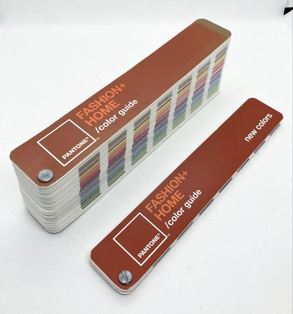 専門家様御用達！！PANTONE パントン色見本帳