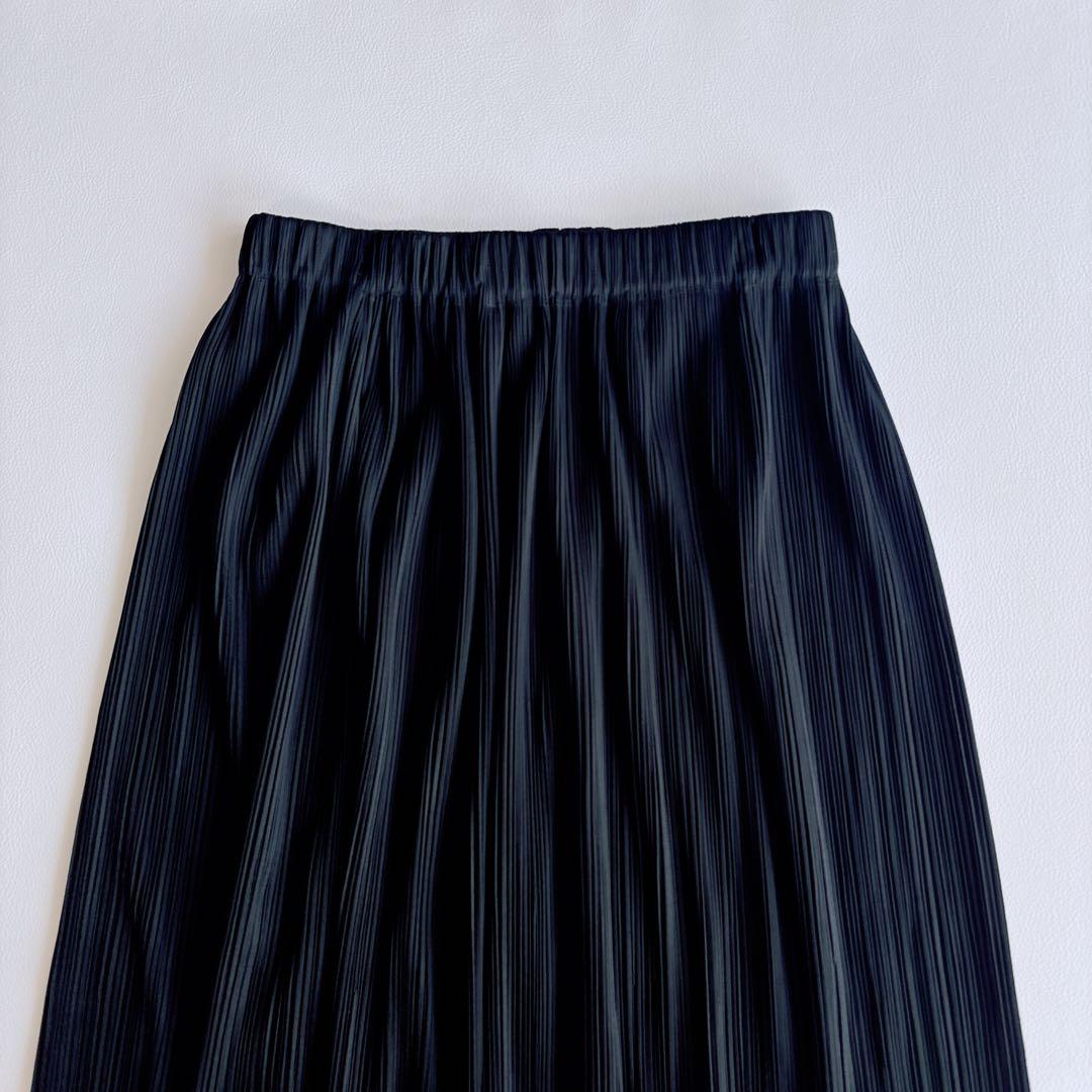 極美品✨ ISSEY MIYAKE イッセイミヤケ　フレアスカート　プリーツ　黒