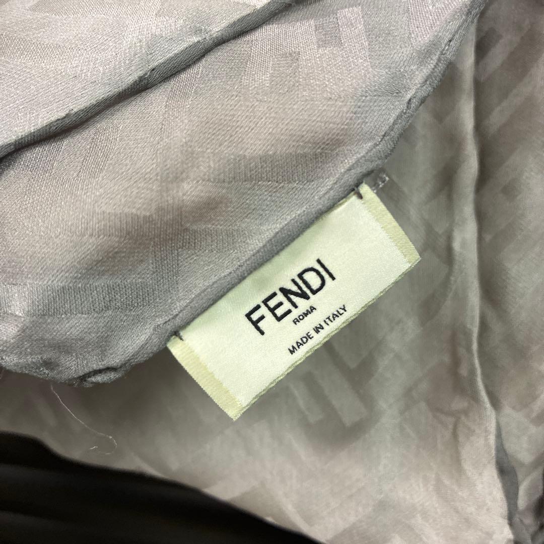 FENDI ストール ロゴ グレー