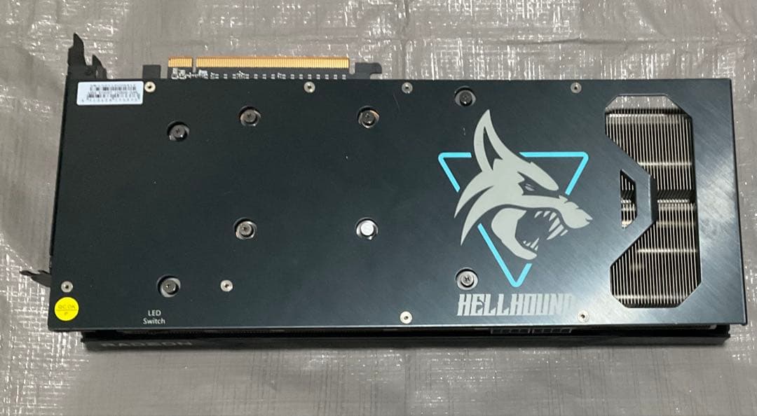 L*e様 Radeon RX6700XT 12GB HELLHOUND