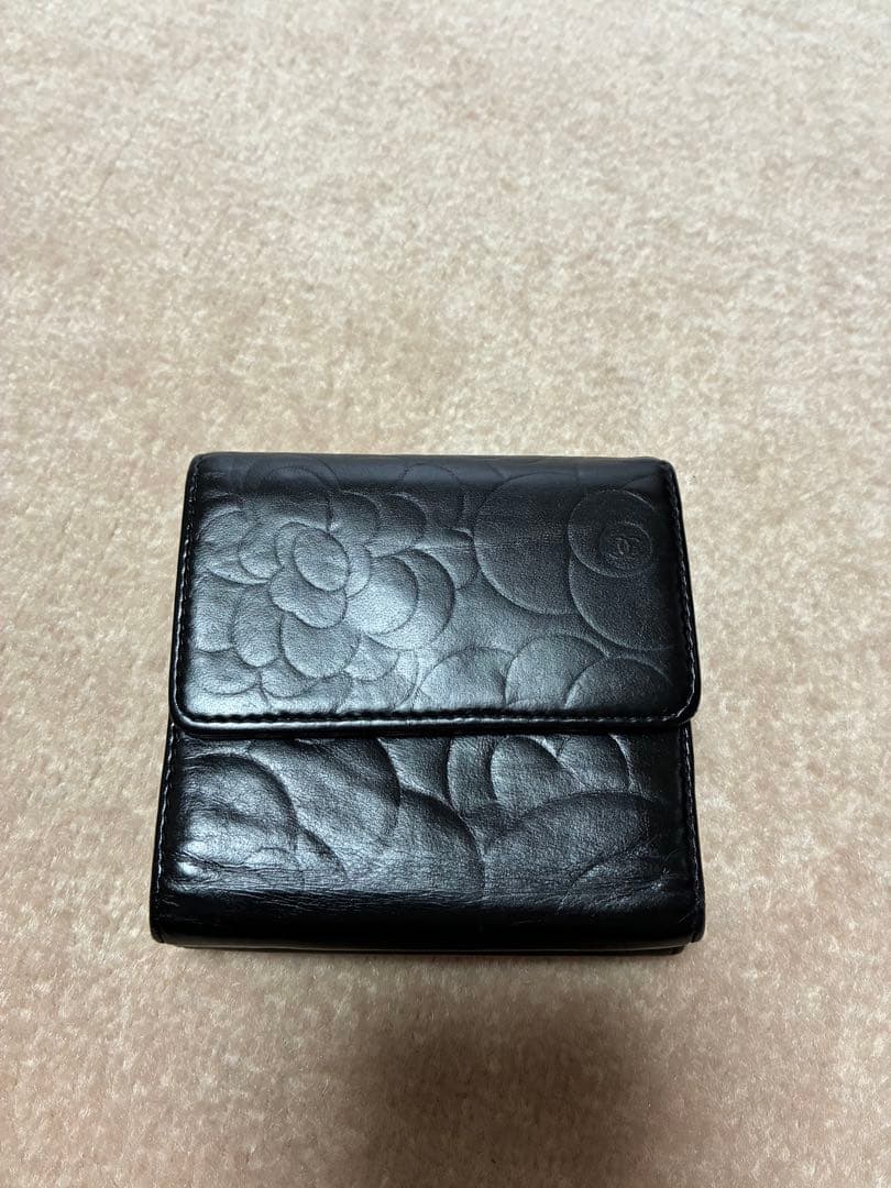 シャネル　三つ折り財布　カメリア　Wホック　美品