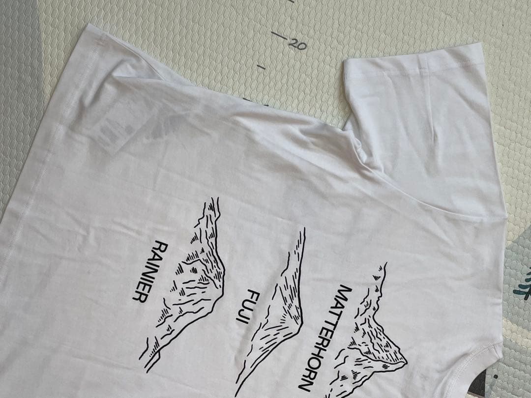 【新品タグ付】On× REI Co-op.×BEAMS Tシャツ