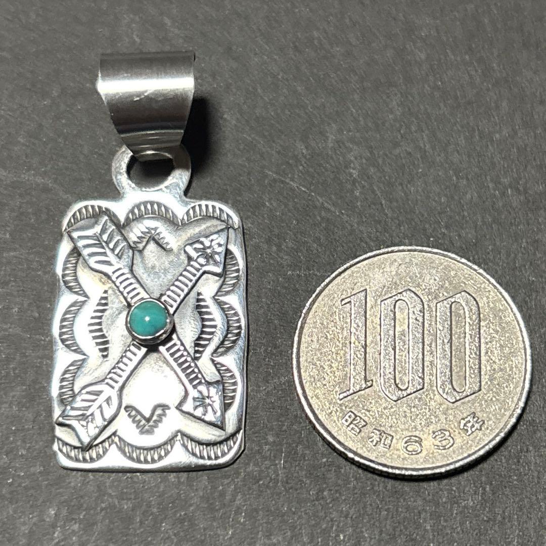 ナバホ　ターコイズ　ペンダントトップ　インディアンジュエリー　navajo