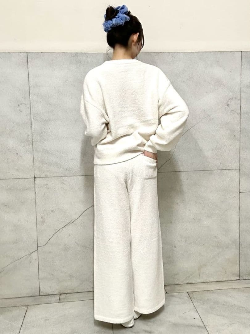 【新品】シーズージャガードプルオーバー&ベビモコロングパンツ 2点セット／白