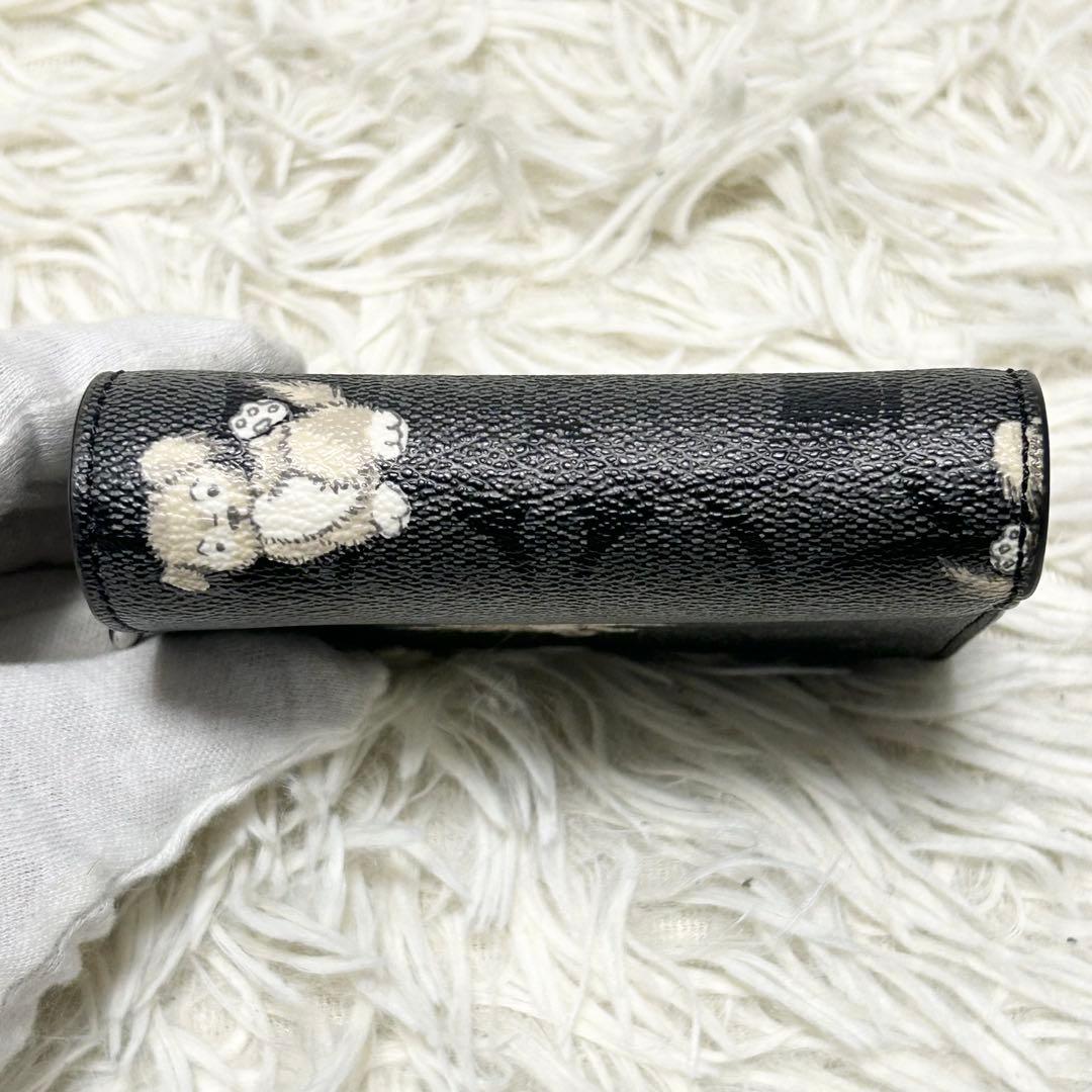 ✨美品✨COACHシグネチャー 二つ折り財布 ハッピードック レザー ブラック