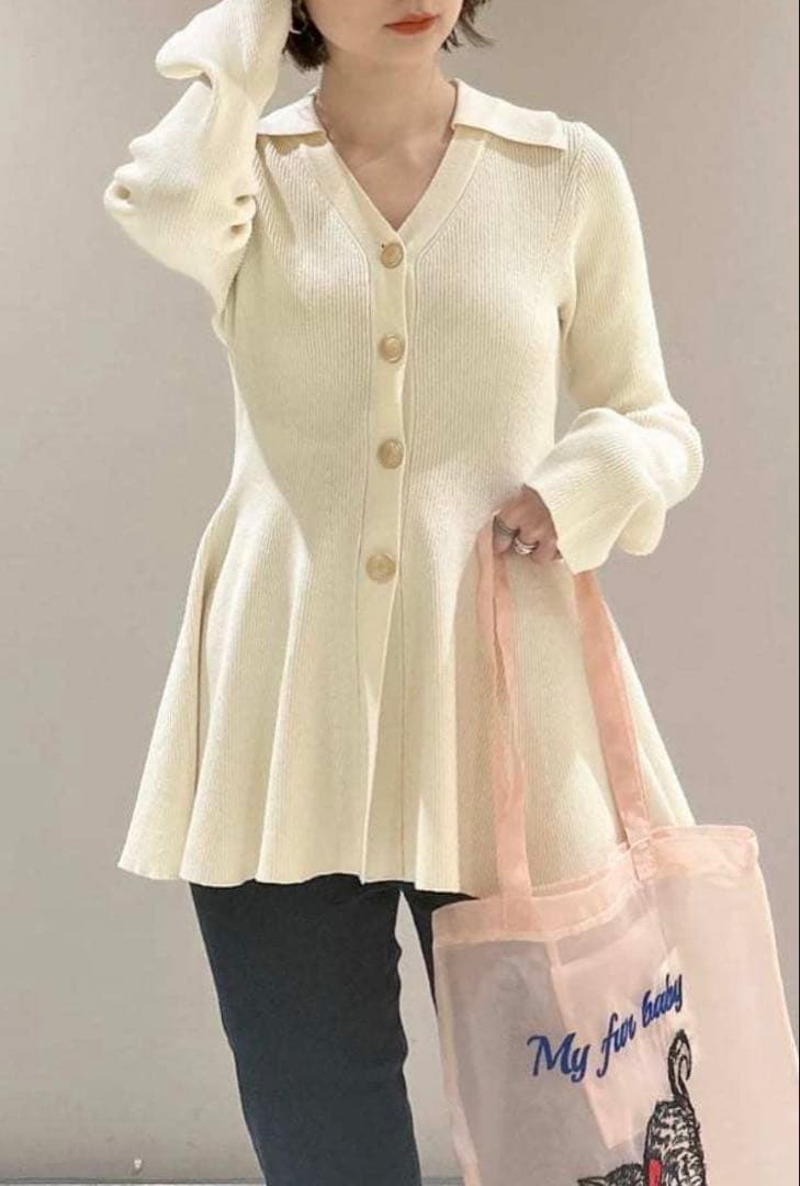 新品 2026年 Lily Brown シャツディテールペプラムカーデ　フリー