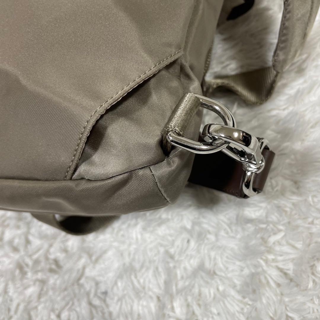 美品✨トゥミ ナイロンクロスボディバッグ ミニリュック レディース TUMI