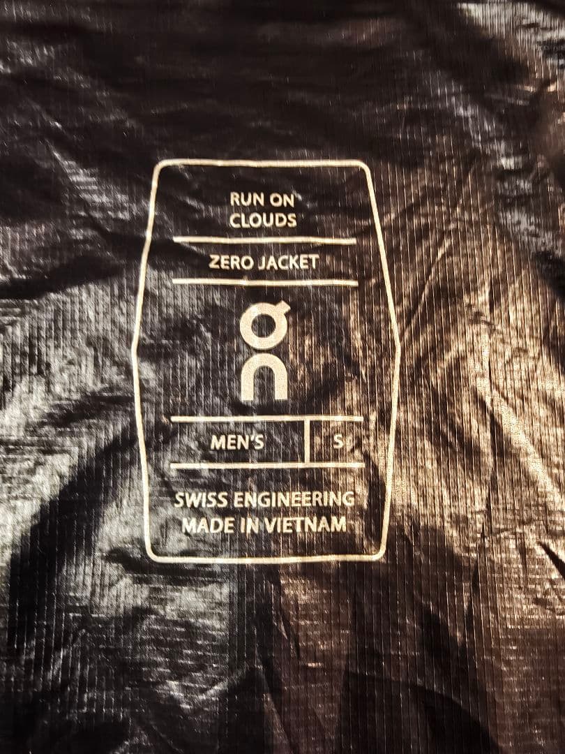 On Zero Jacket メンズ S ブラック