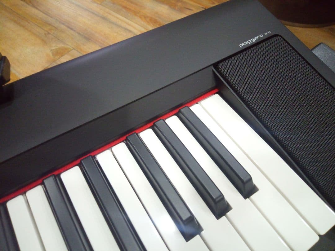 YAMAHA ヤマハ　キーボード　Piaggero NP-15B