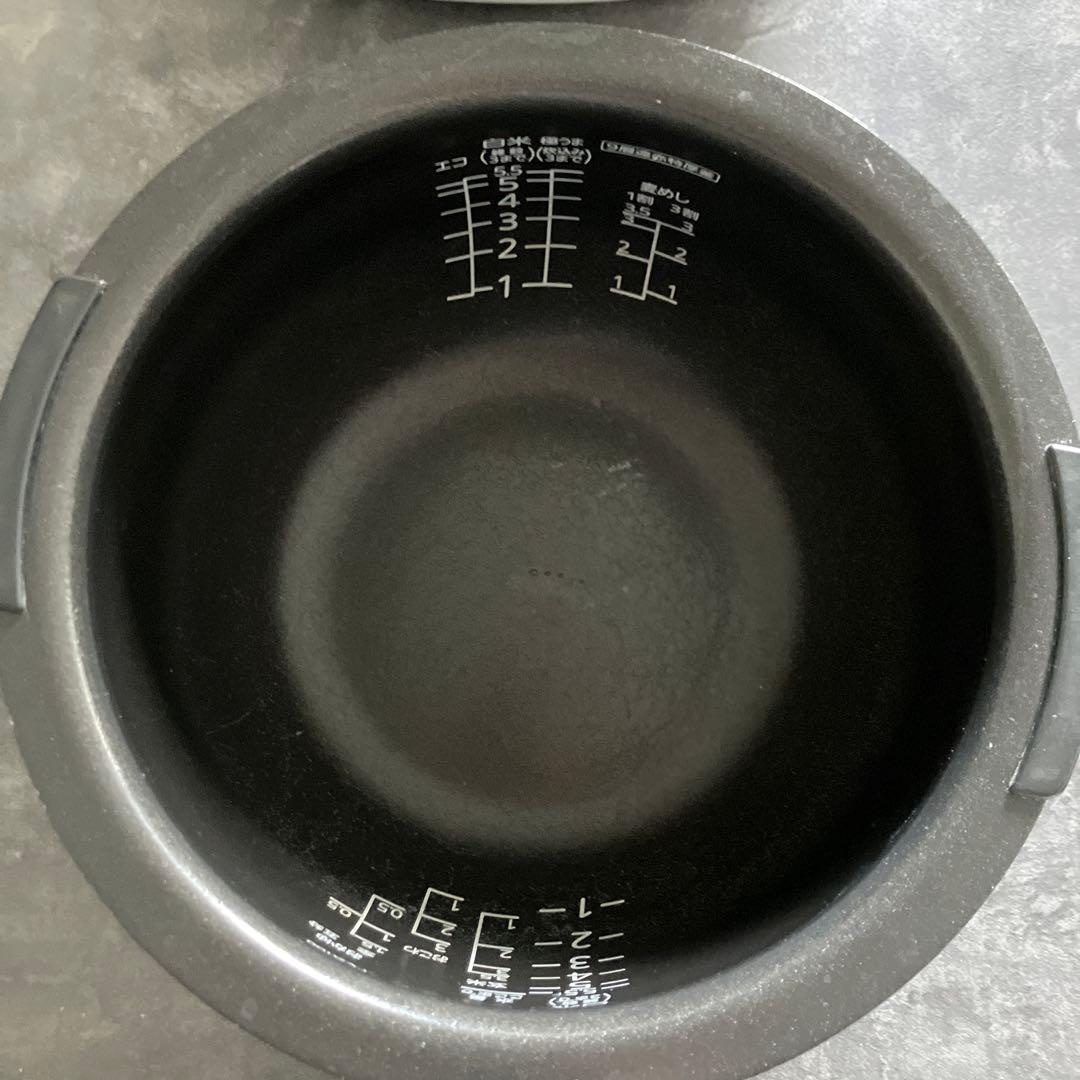TIGER 炊飯器 型番：JPC-A100（1.0L / 5.5合）2017年製