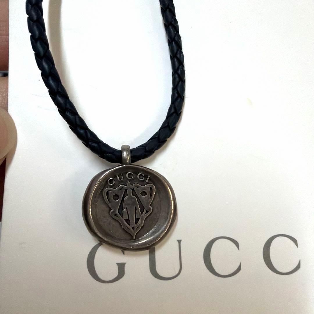 GUCCI クレストレザーネックレス
