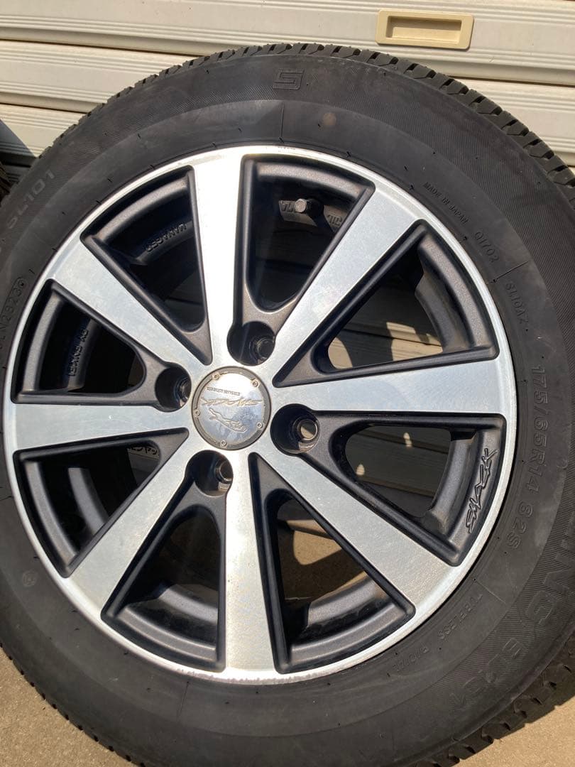 175/65R14ブリヂストン製タイヤホイール4本セット