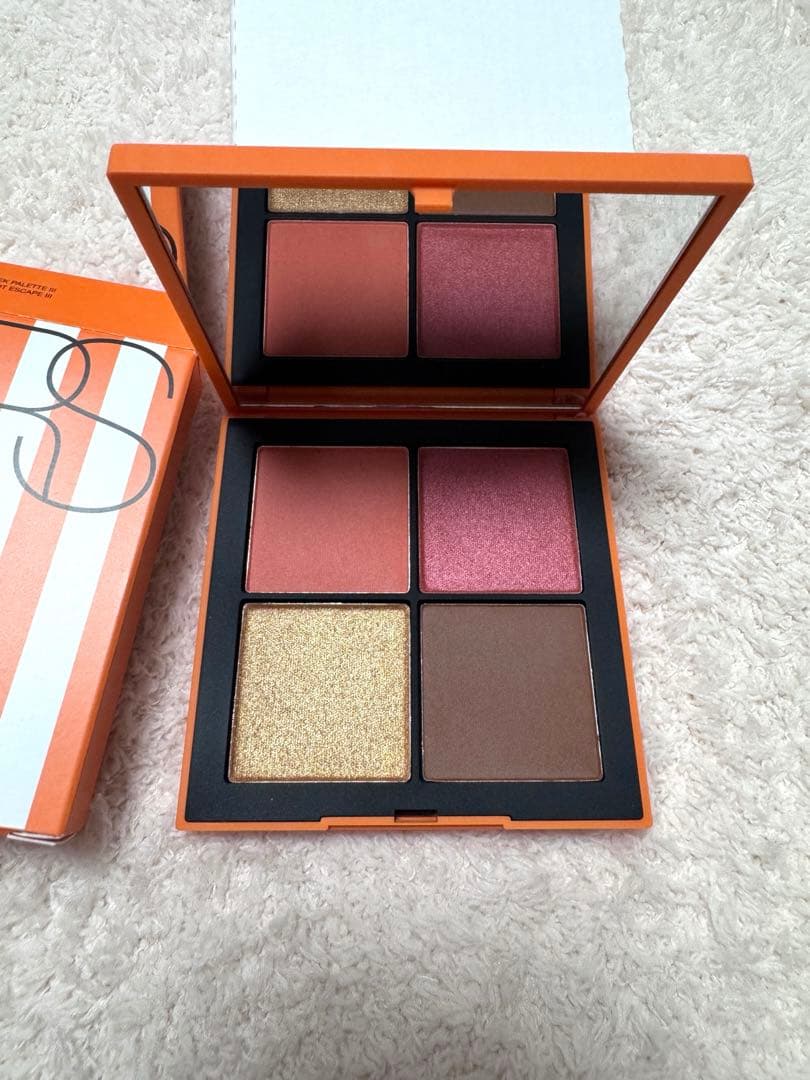 【新品・完売品✨】NARS ホットエスケープ チークパレット III 限定カラー