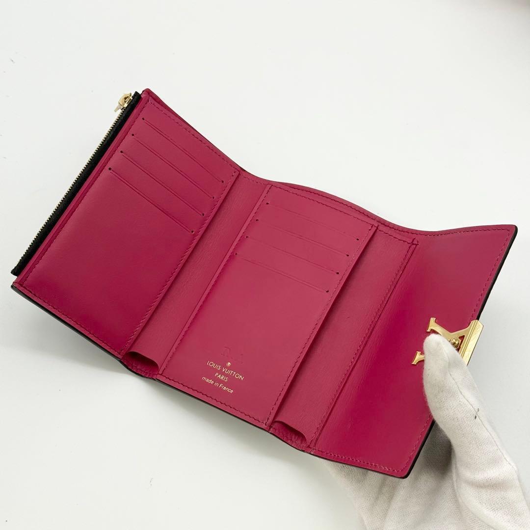 超極美品 現行品✨ルイヴィトン カプシーヌ コンパクト 三つ折り財布 黒 レザー