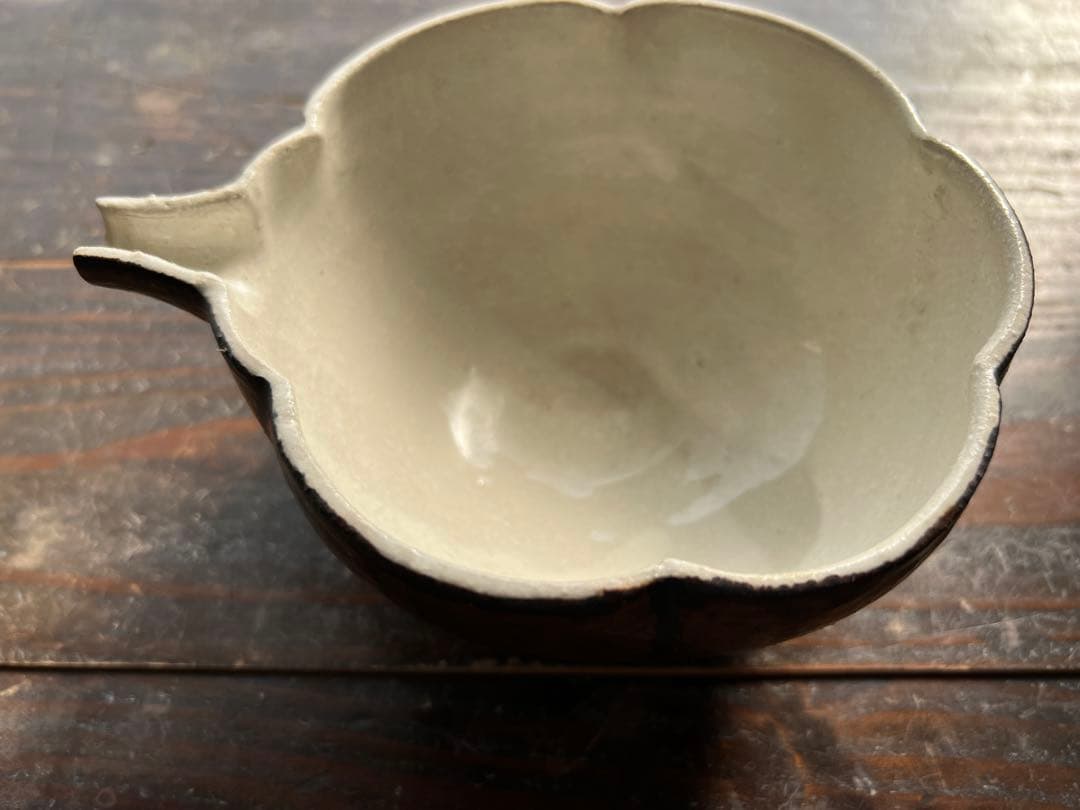 片口鉢　櫨山窯　直径13cm 高さ7.7cm