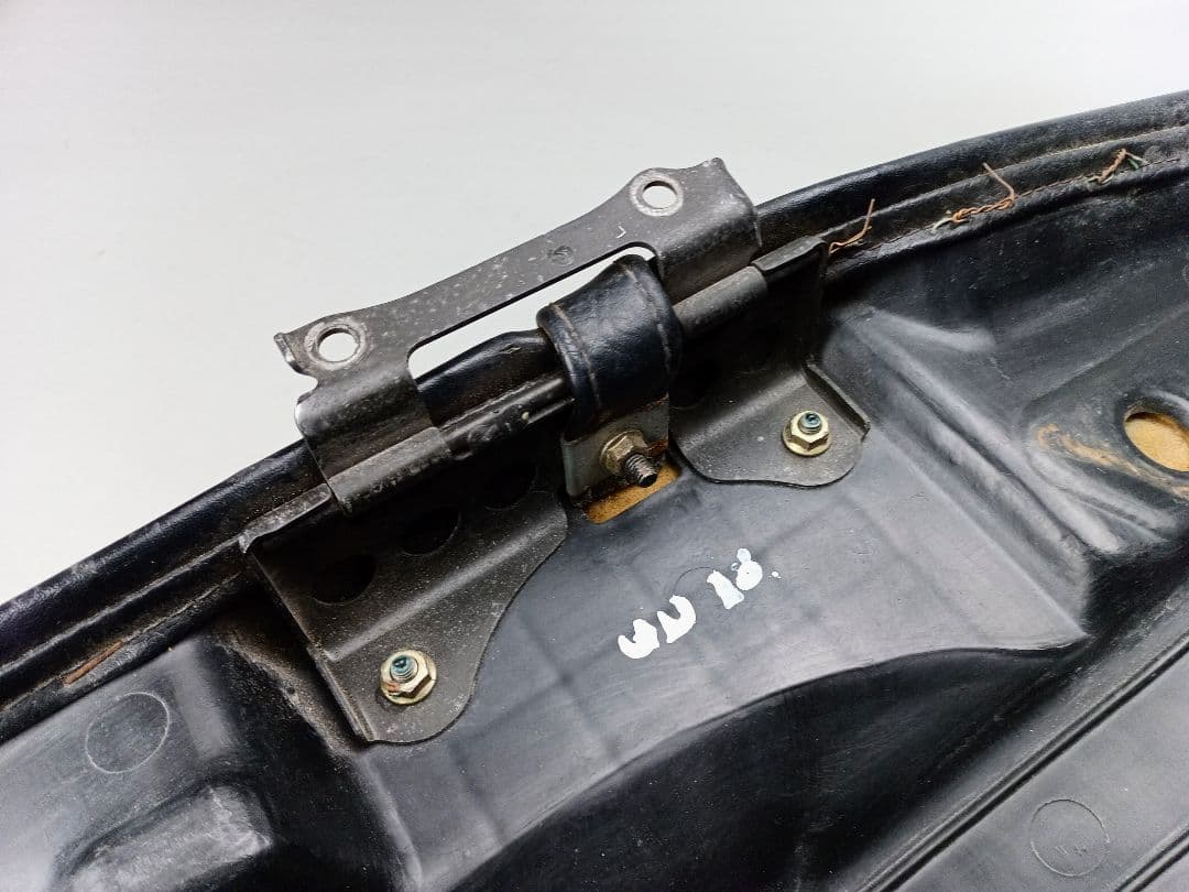 ホンダ CBX400F 純正シート 少しアンコ抜きしてます