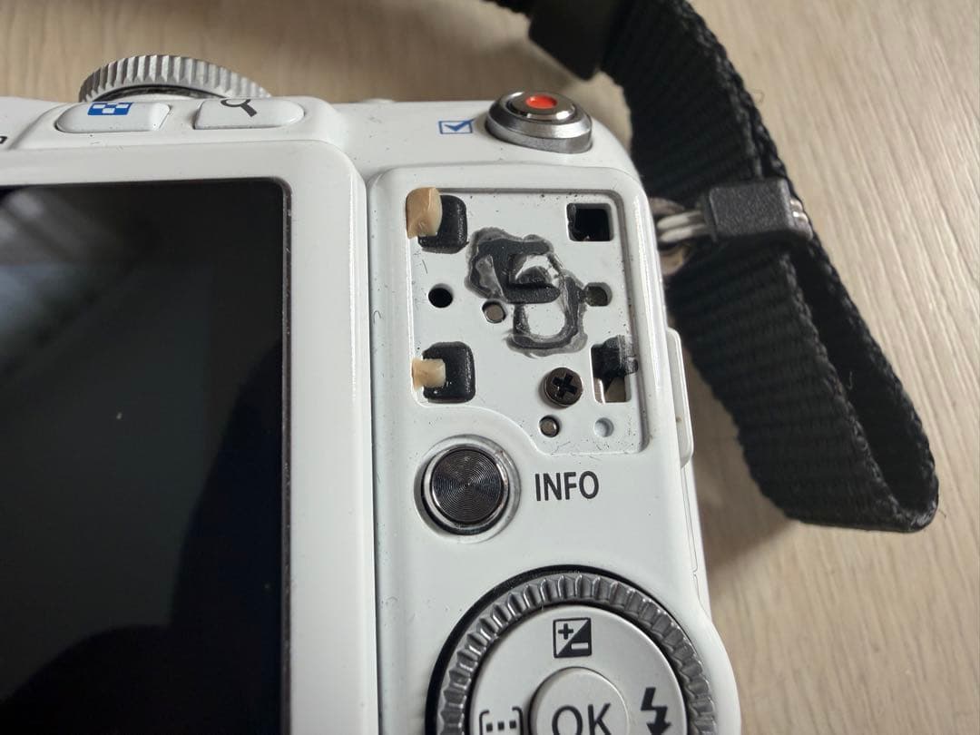 ジャンクOLYMPUS PEN Lite E-PL5ミラーレス一眼カメラ
