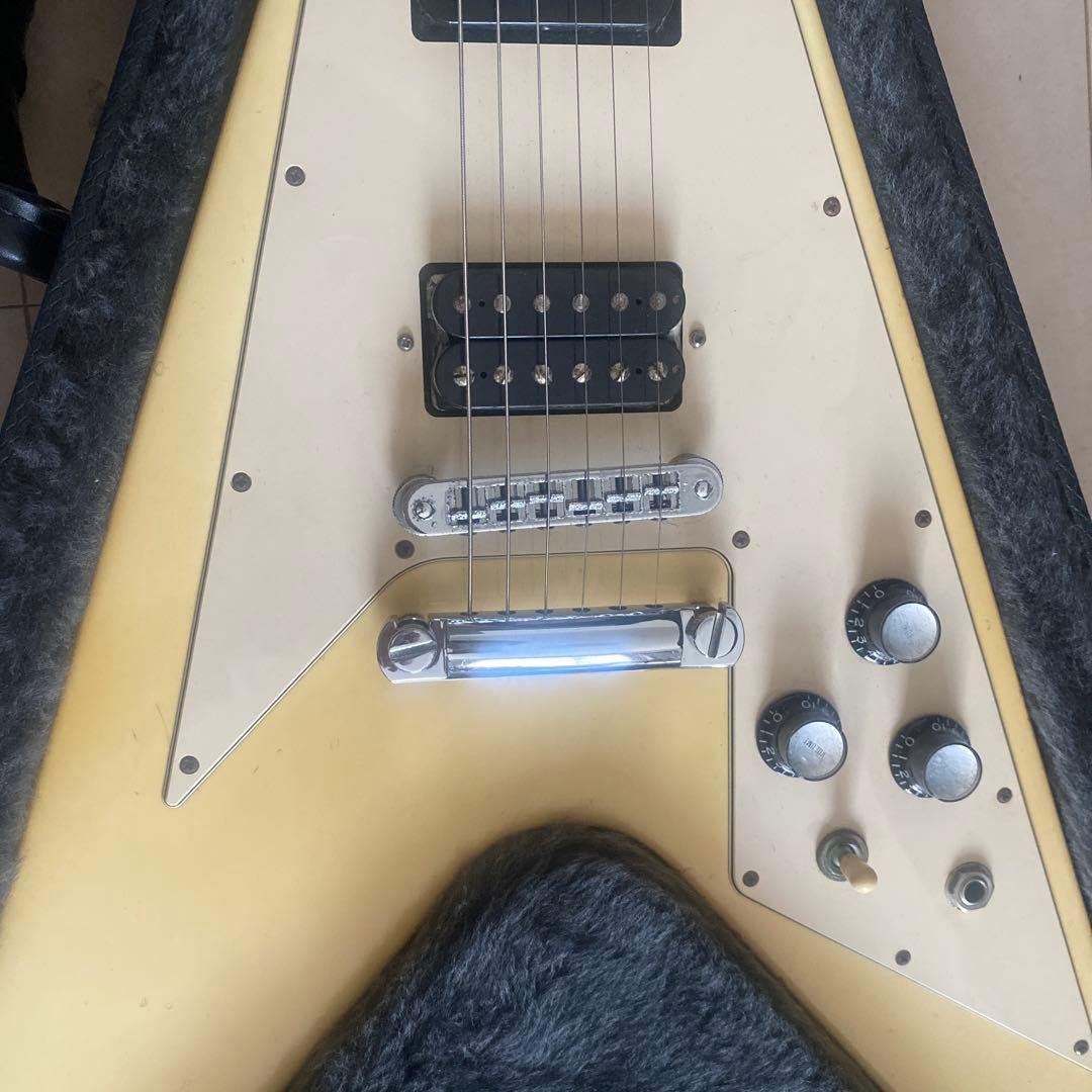 【ジャンク】Gibson Flying V (Classic White)