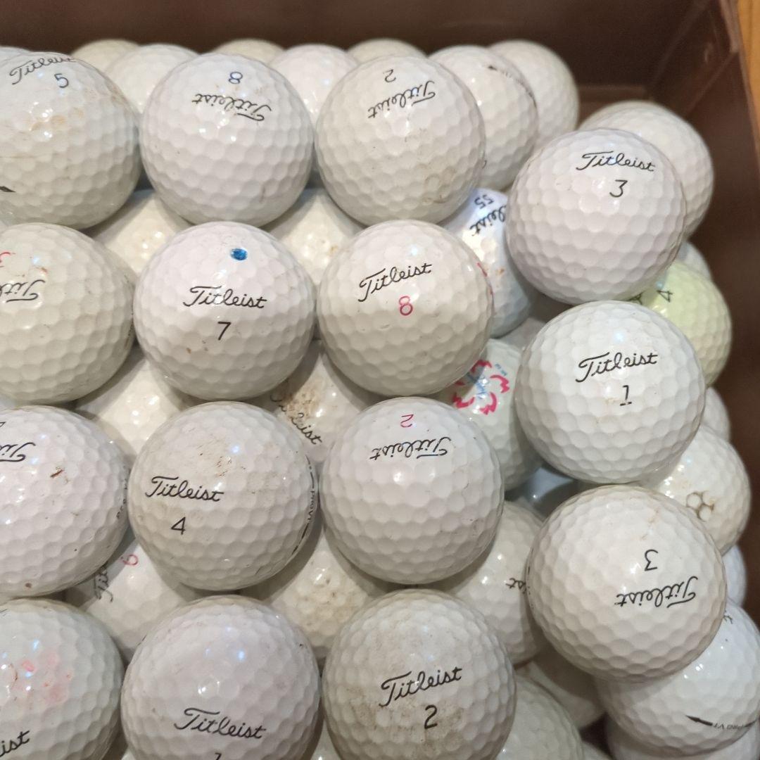 ゴルフボール　タイトリストTitleist 100球＋おまけ40球　ロストボール