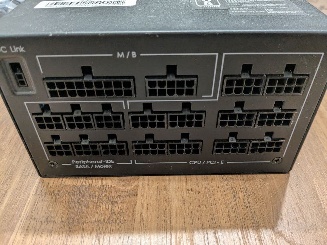Antec Signature 1300 Platinum 電源ユニット