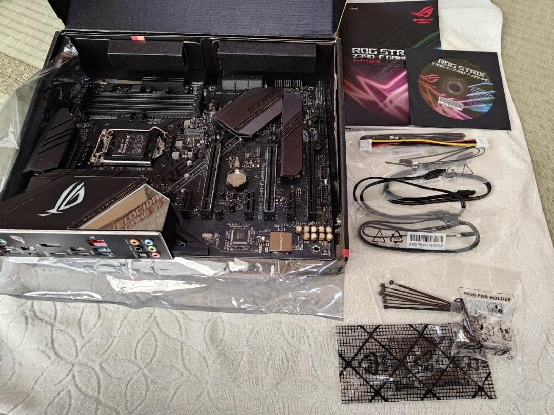 【中古】マザーボードASUS ROG STRIX Z390-F GAMING
