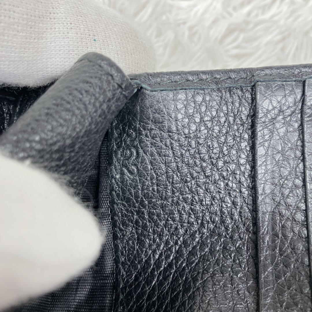 美品✨️ 現行 ミュウミュウ 折り財布 ヴィッテロダイノ ロゴ金具 レザー 黒