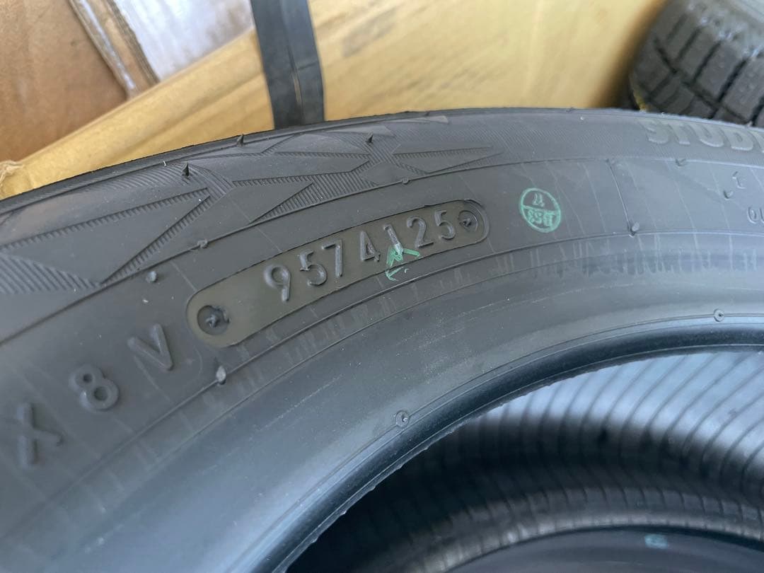 残りわずか！新品スタッドレス4本セット！155/65R14 TOYO GIZ2