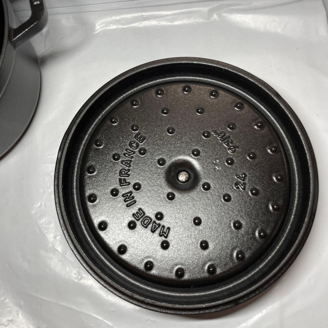 Staub ピコ・ココット ラウンド 24cm ブラック 40500-241