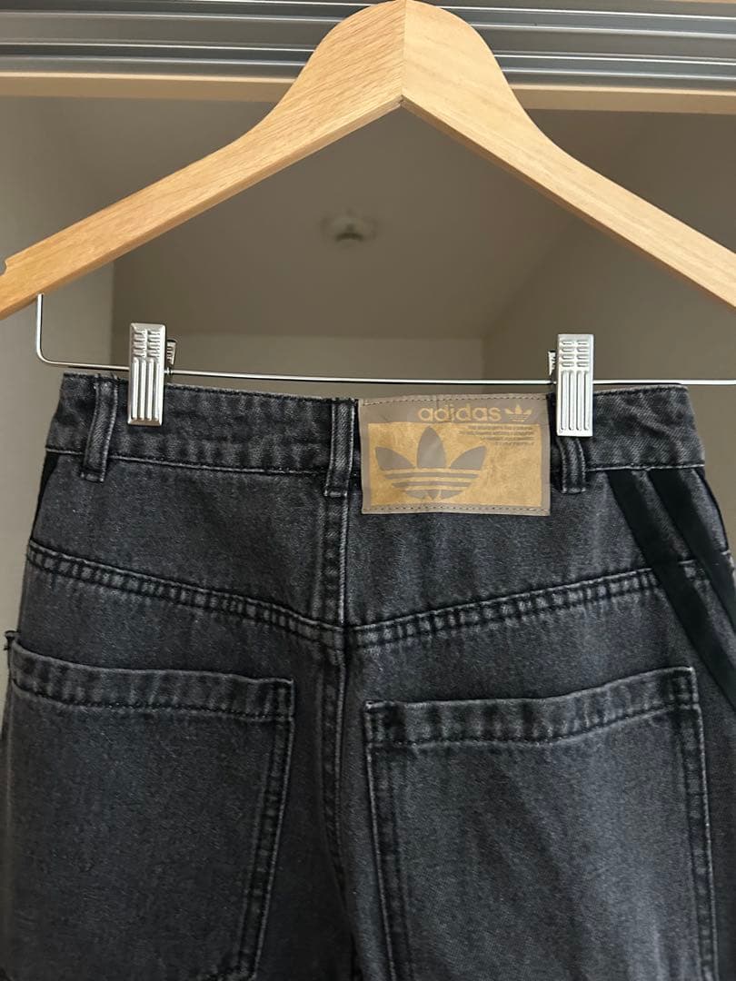 adidas Adilenium デニムカーゴパンツ 24