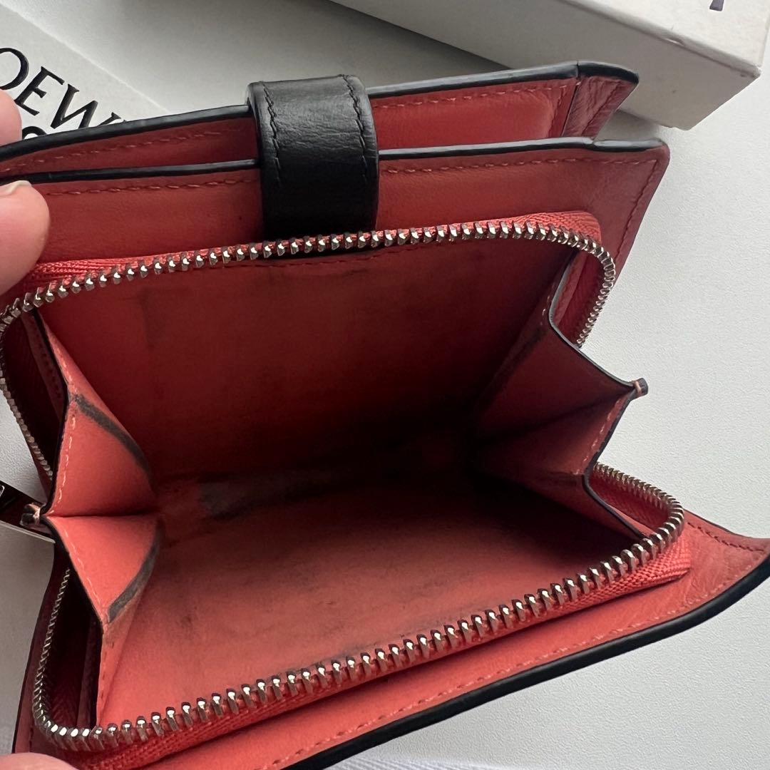 237 極上美品 LOEWE ロエベ 2つ折り財布