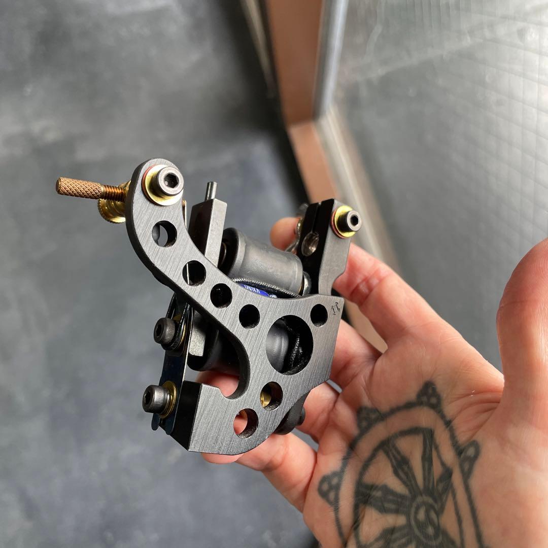画材 Wizard shader tattoo machine