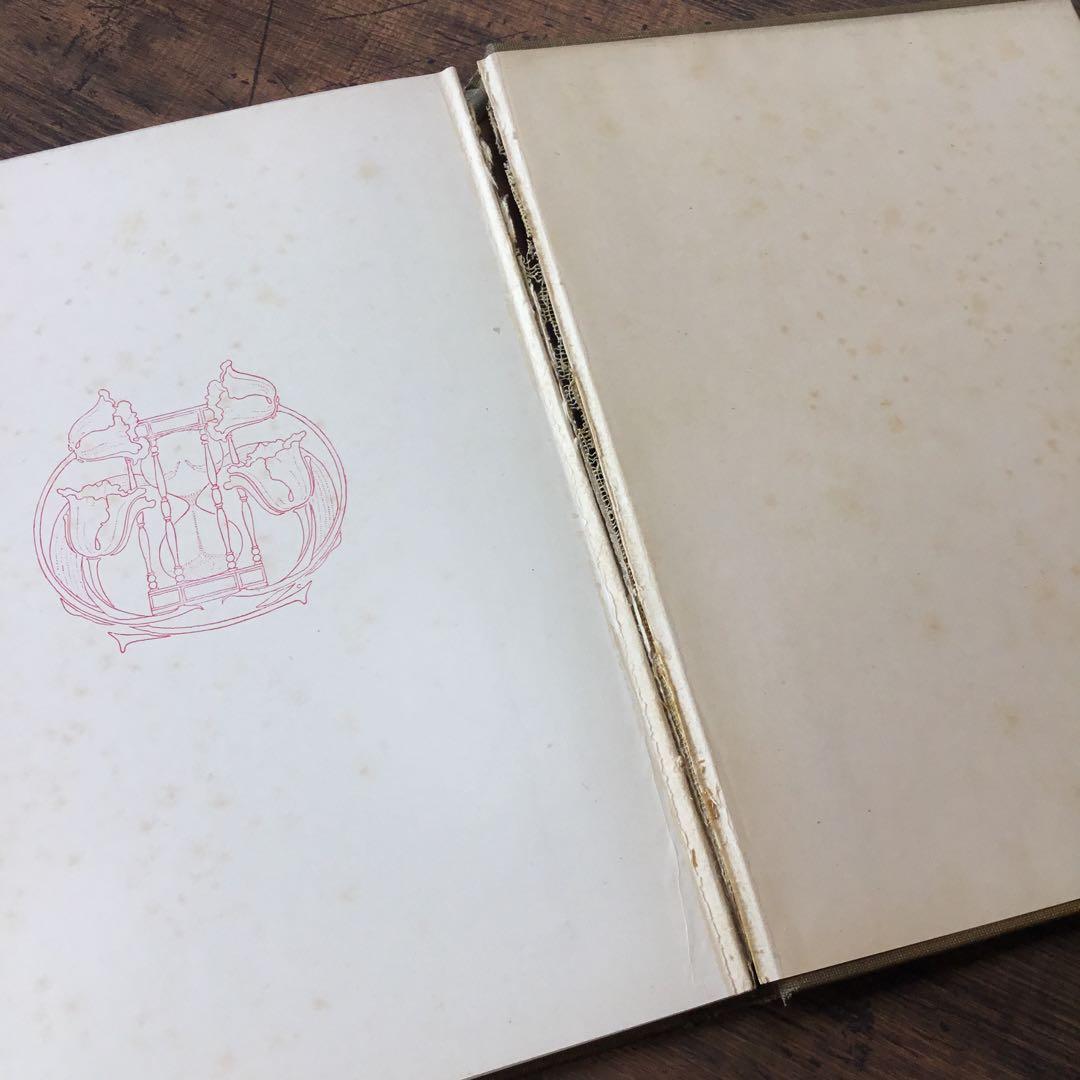 洋書　アンティーク本　ディスプレイ インテリア　古書