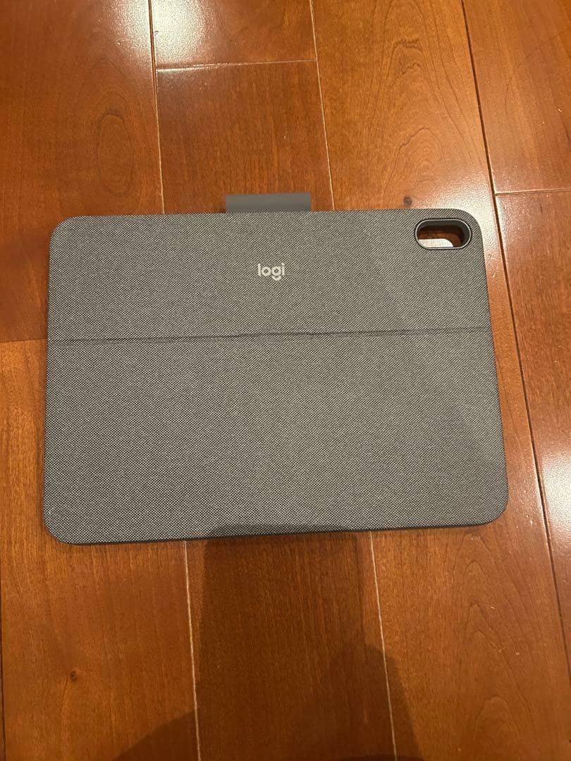 logicool COMBO TOUCH iPad第10世代／A16用