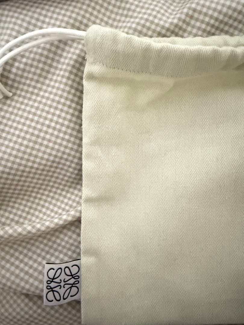LOEWE ANAGRAM トリフォルド財布 トープ