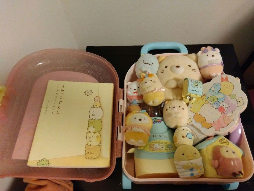 【値下げ】すみっコぐらし キャリー　ウーニーズぬいぐるみ　本　扇風機17点セット