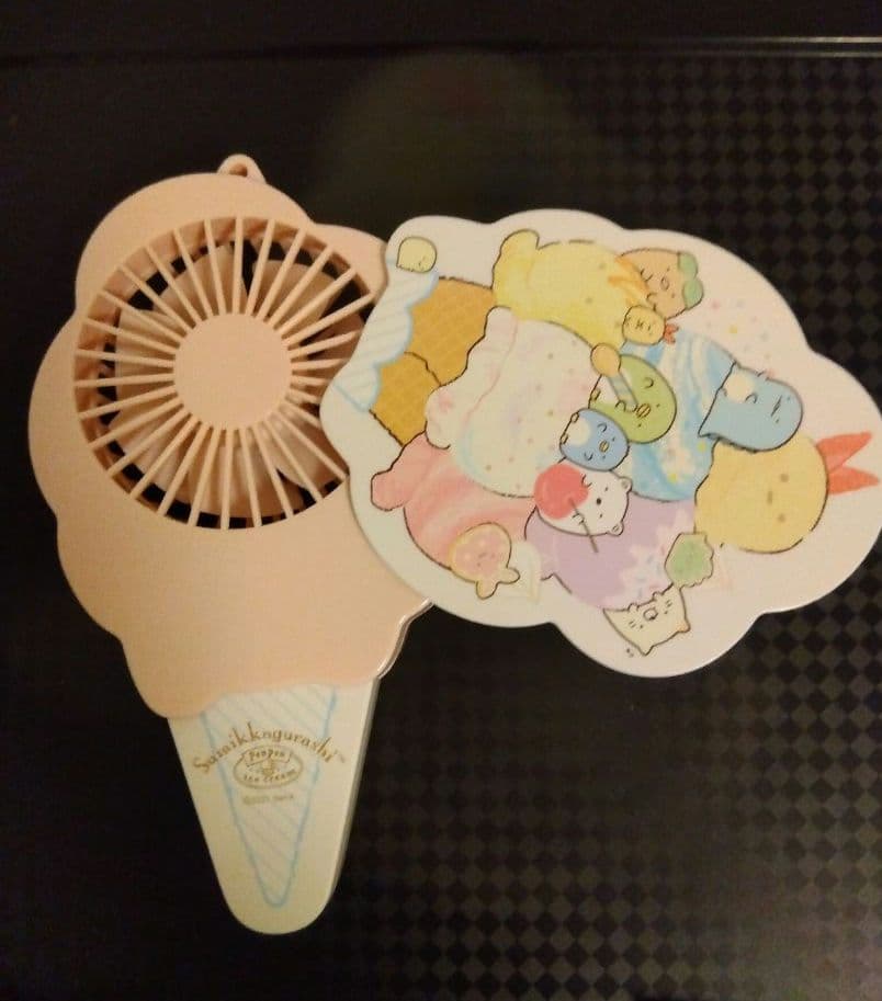【値下げ】すみっコぐらし キャリー　ウーニーズぬいぐるみ　本　扇風機17点セット