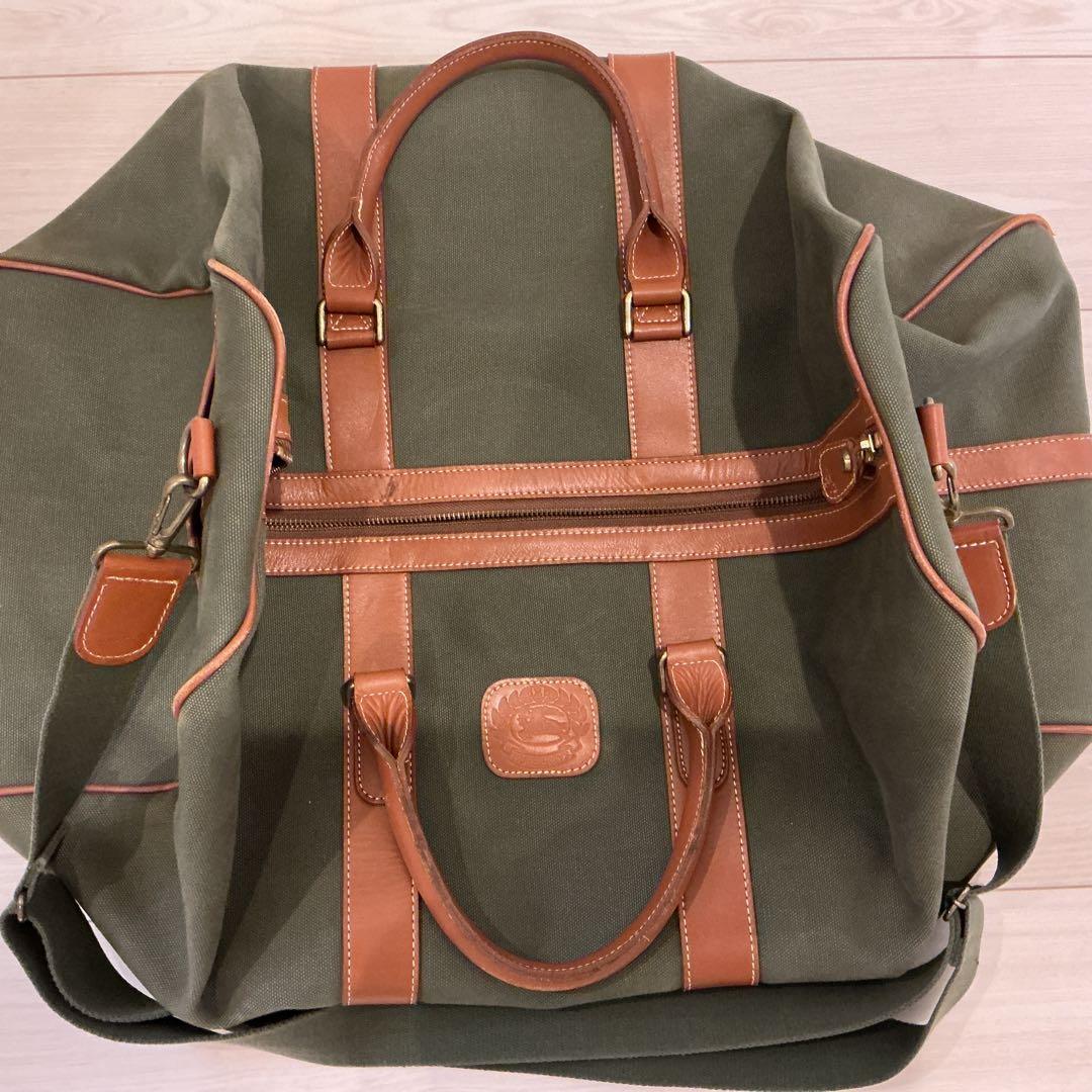 む*た様 Burberry オリーブグリーン 大容量ボストンバッグ　ポーチ付き