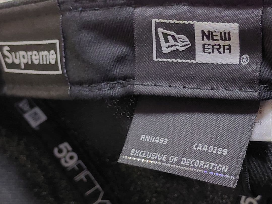 【極美品】Supreme × New Era　ツノ S Logo \"Black