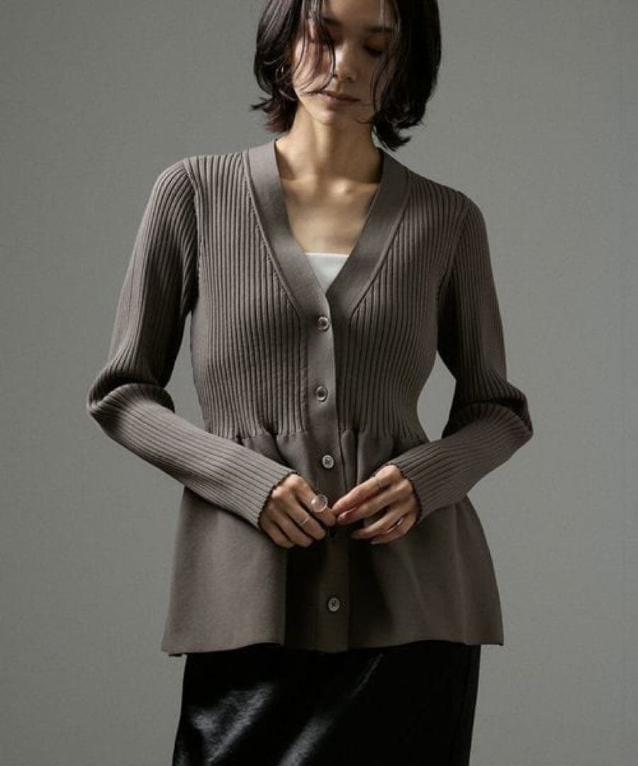 SALON adam et rope Vネックペプラムカーディガン