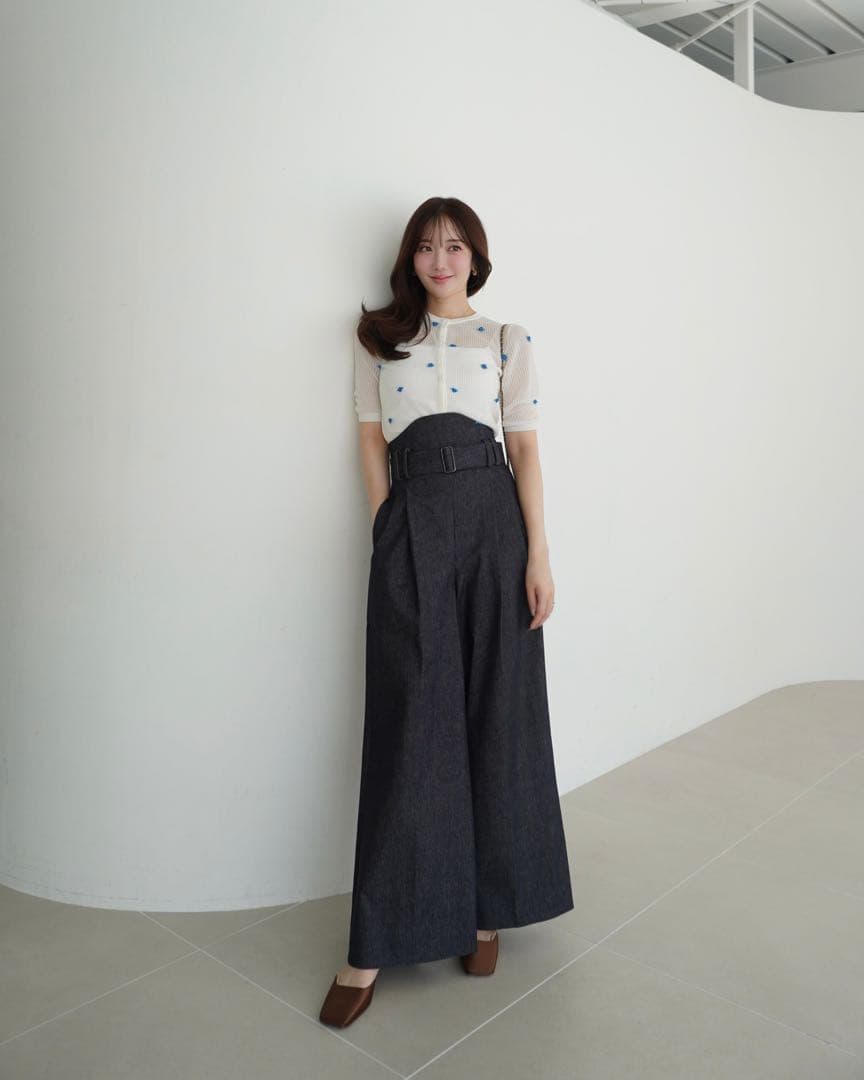 【新品タグ付】HYEON ヘヨン　デニム　パンツ　ハイウエスト