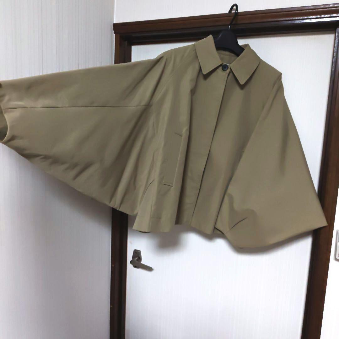 ZARA　オーバーサイズ ベージュ ケープジャケット