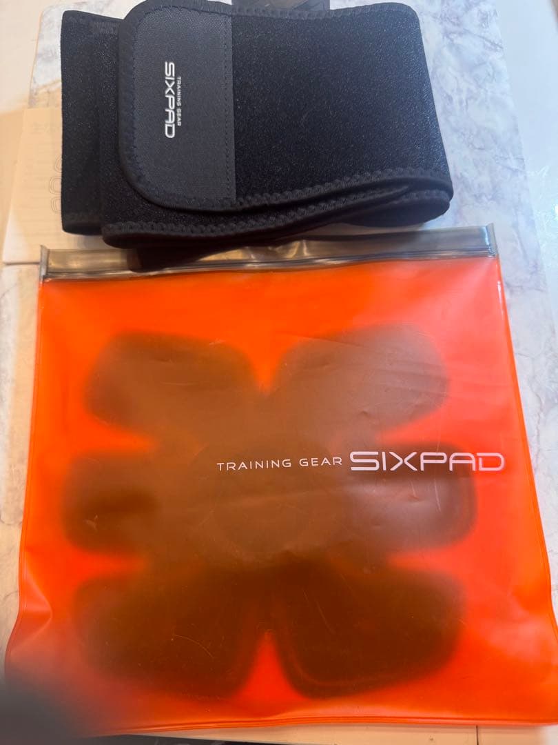 SIXPAD Abs Fit2 本体 サポートベルト充電ケーブル専用ケース付