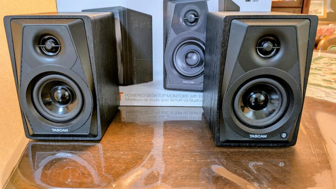 ✴️SALE！早い者勝　TASCAM/VL-S3BTスピーカ　アンプ内蔵　超美品