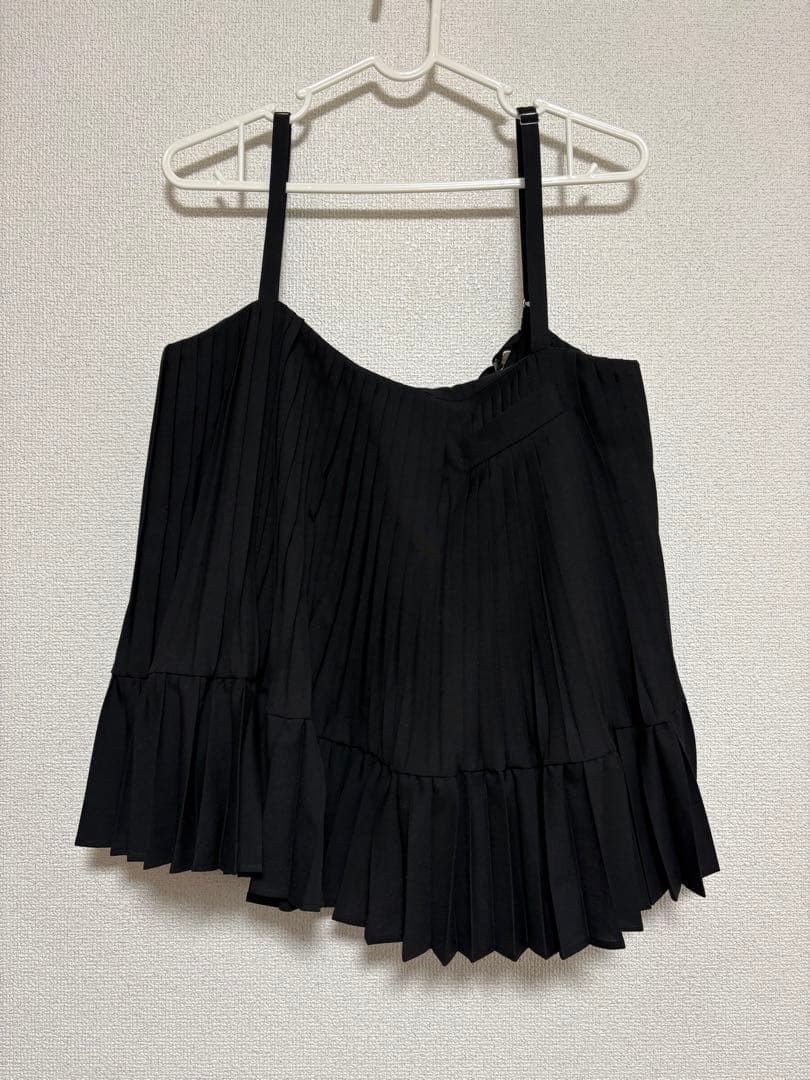 sacai スクエアネック プリーツ キャミソール
