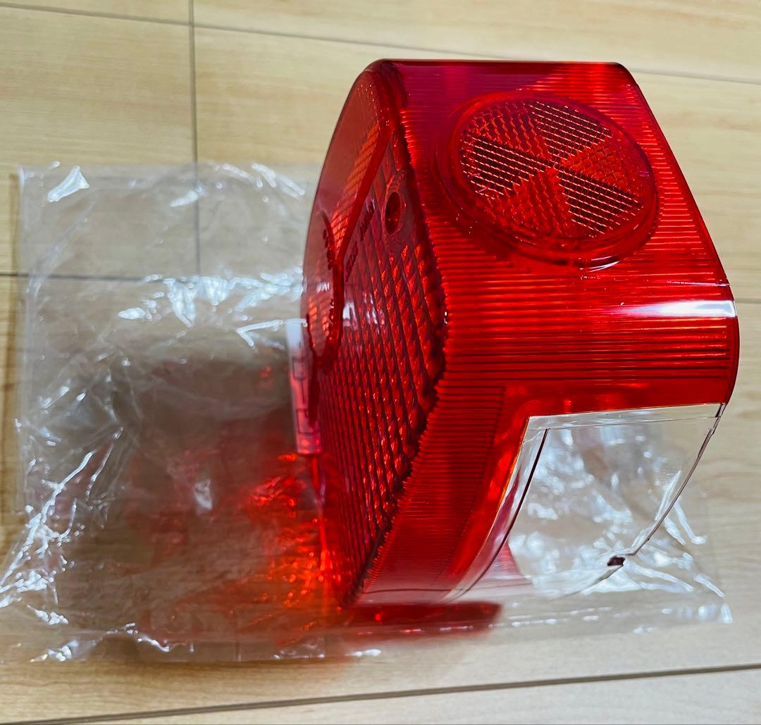 カワサキ純正新品　Z400FX Z400J Z550FX テールレンズ