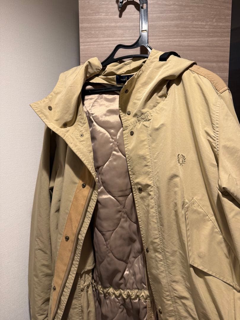 超美品FredPerryベージュ フード付きロングコート