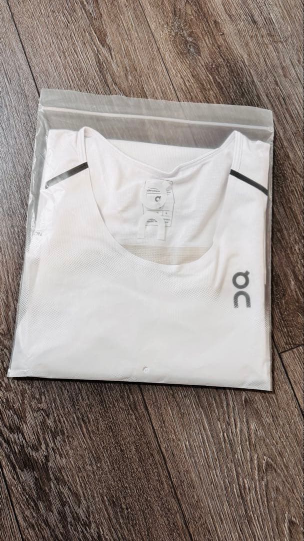 【新品】On オンPerformance Tank メンズ S
