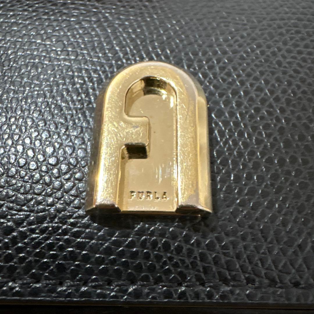 美品　FURLA フルラ 名刺入れ　レザー