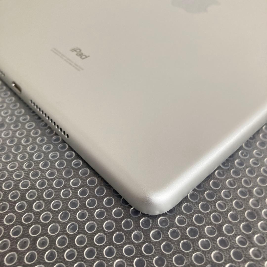 707【早い者勝ち】電池良好☆iPad8 第8世代 32GB WIFIモデル☆