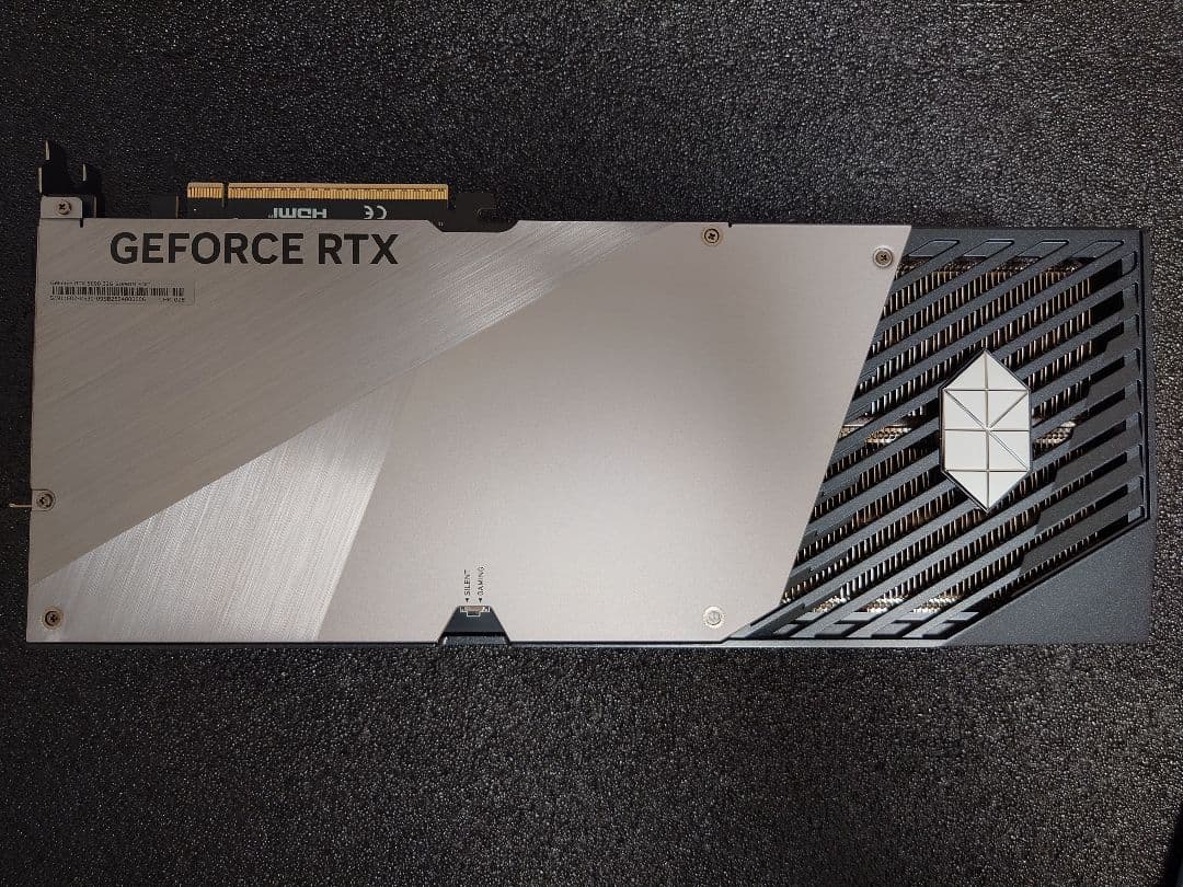 グラフィックボード・グラボ・ビデオカード MSI GeForce RTX5090 32G SUPRIM SOC